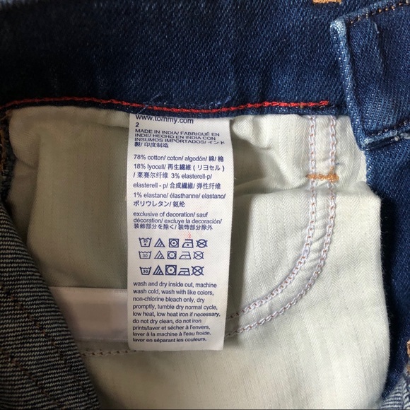 NWOT Tommy Hilfiger Distressed Denim Legging - Picture 8 of 8